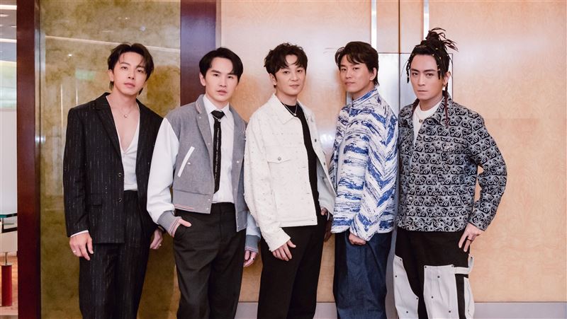 Energy坤達和書偉捲入閃兵案照片