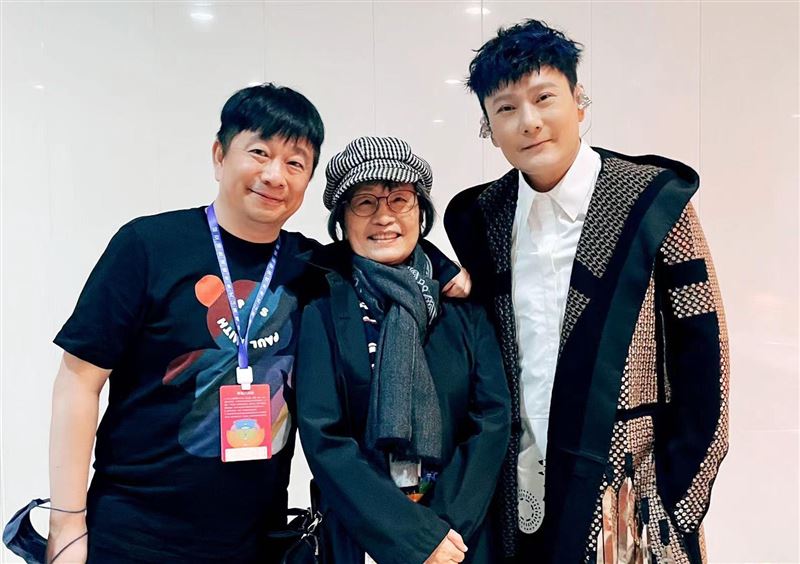 演唱會現場合影