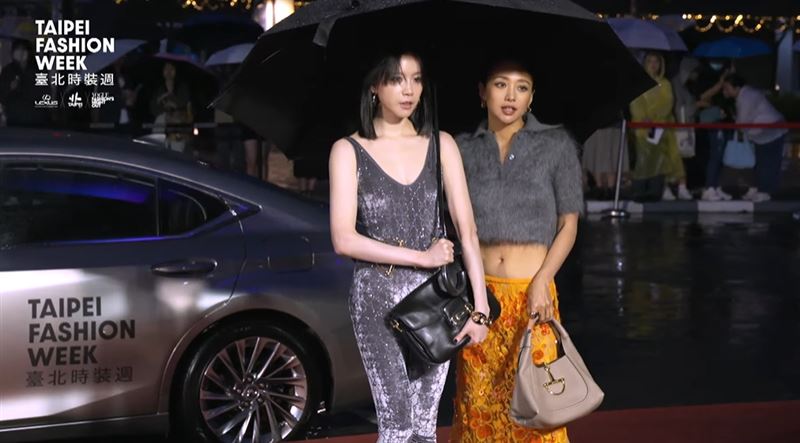 鬼鬼吳映潔與程予希走上紅毯