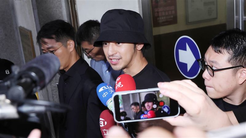 陳柏霖交保後接受訪問