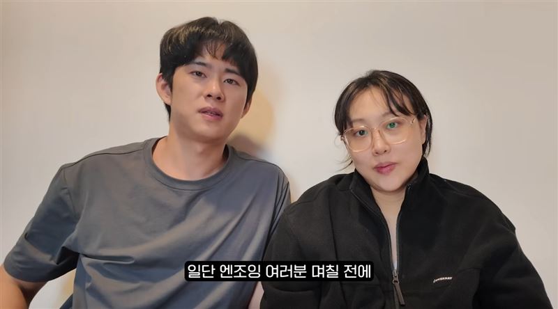 Lala与丈夫对粉丝谈产后危险