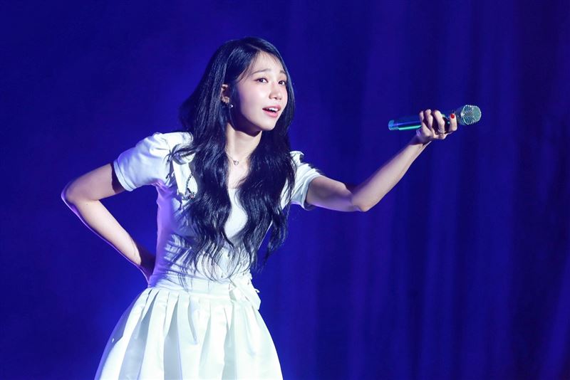 鄭恩地現場與粉絲互動