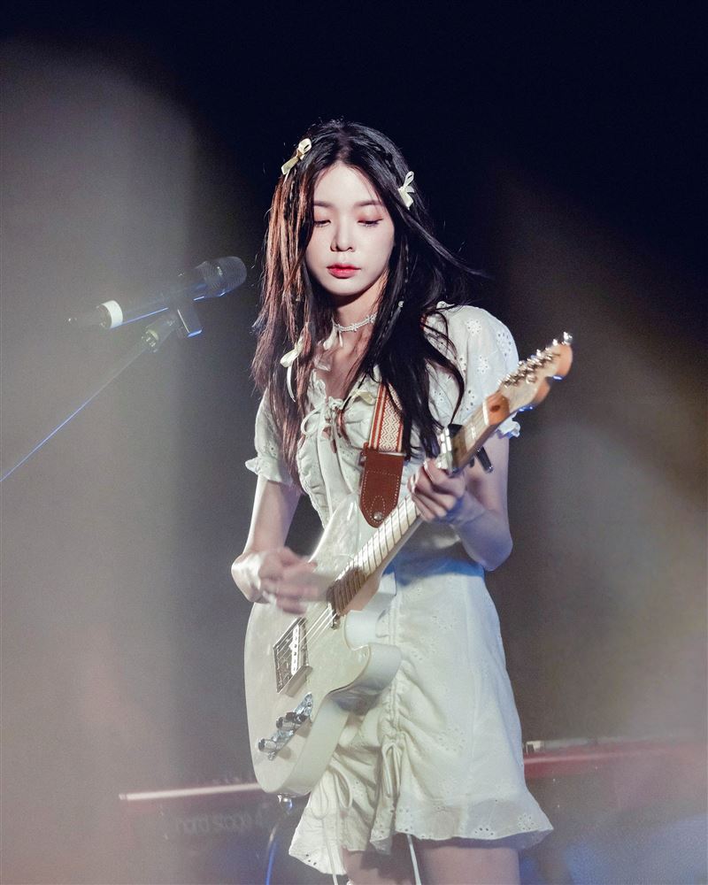 裴安被封為最仙吉他手