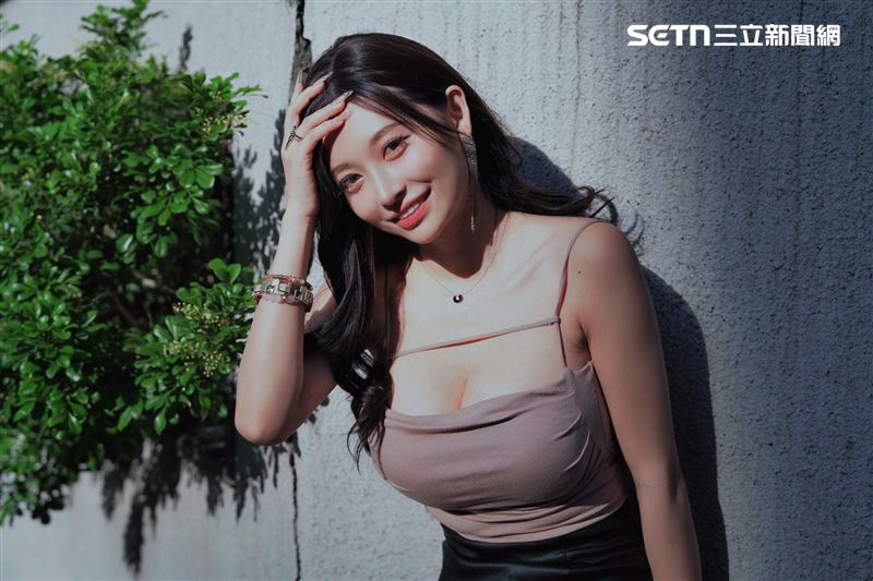 祈錦鈅專訪畫面