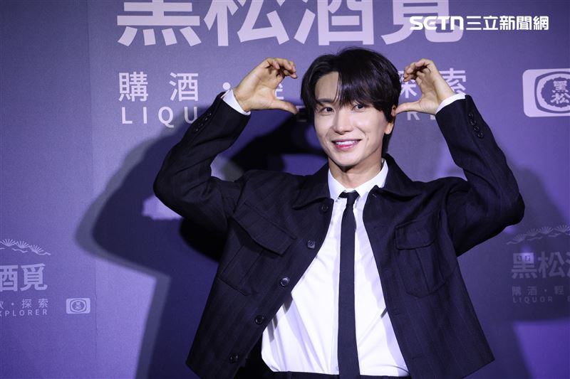 利特趕場活動每場愛心手勢不同