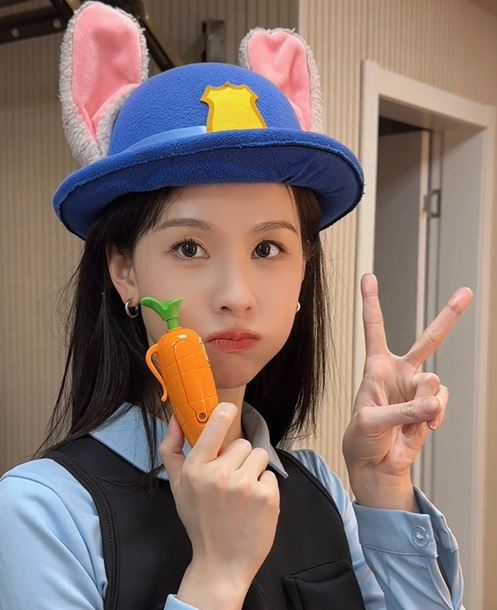 陳都靈曬出近照