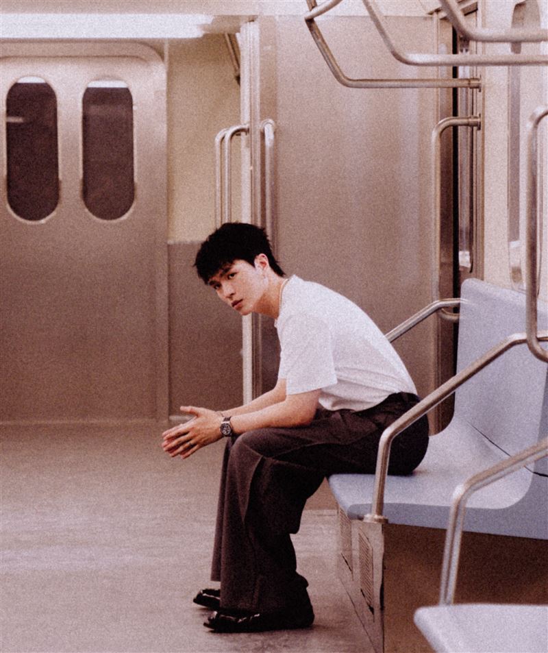 政學推出全新專輯《noise.》照片(圖/無有文化提供)