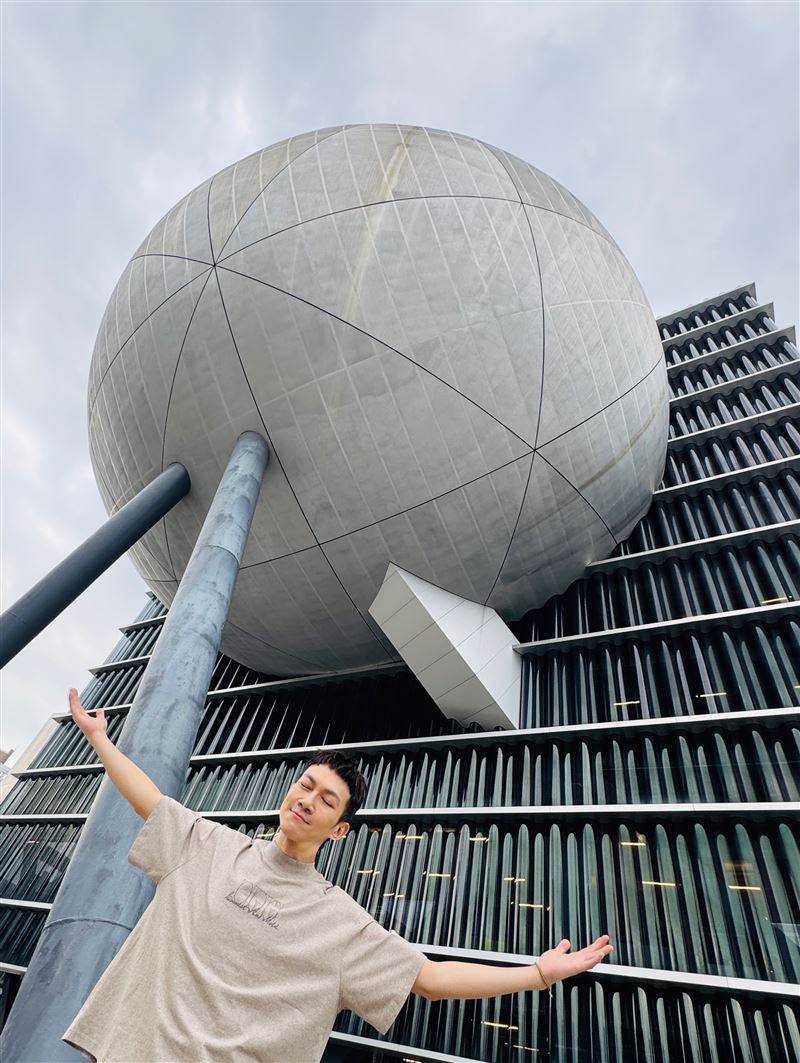 龔鈺祺月光動物園台北站舞台照