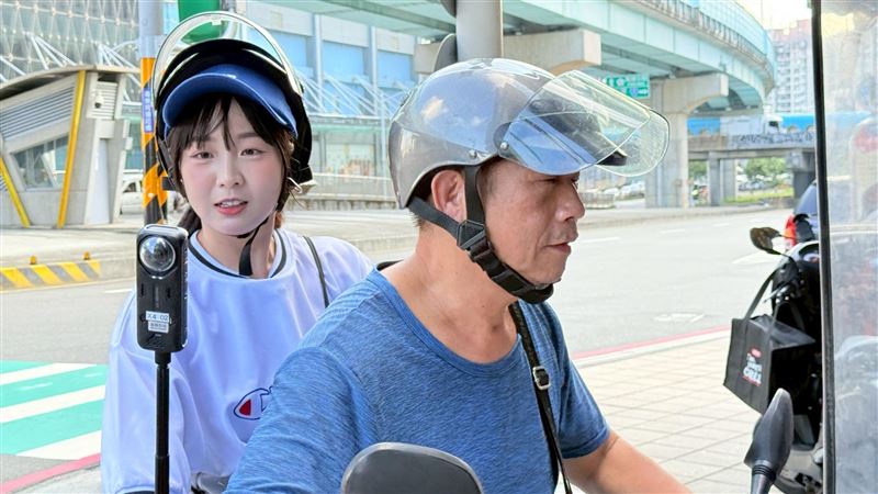 KEELUNG 地標的合影