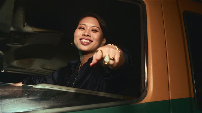 葛仲珊新單曲MV截圖