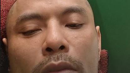 黃明志光頭自拍1