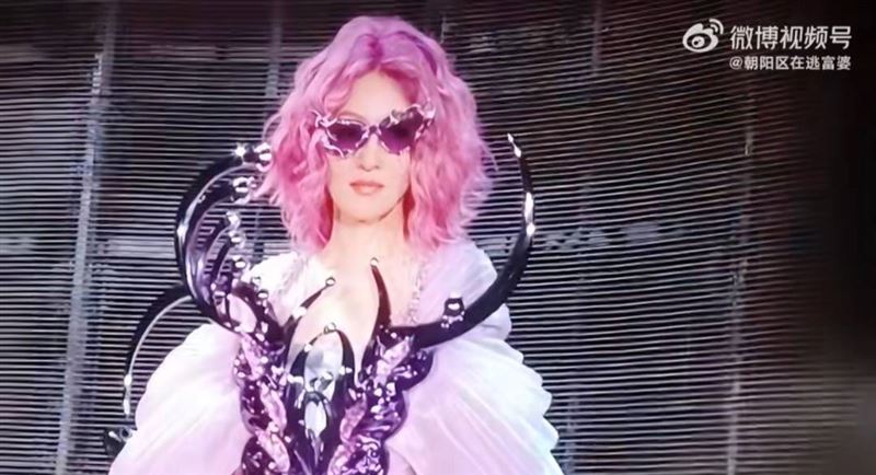 替身登台后被AI换脸成张韶涵